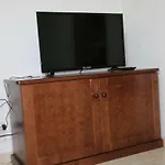 Salvador House I Nazaré