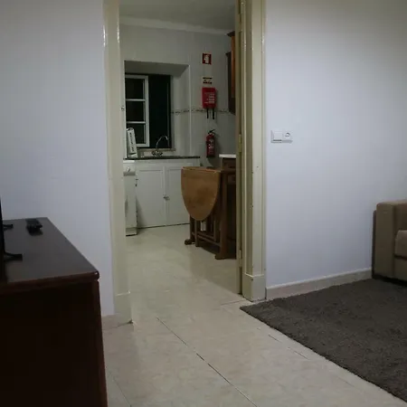 Salvador House I Nazaré